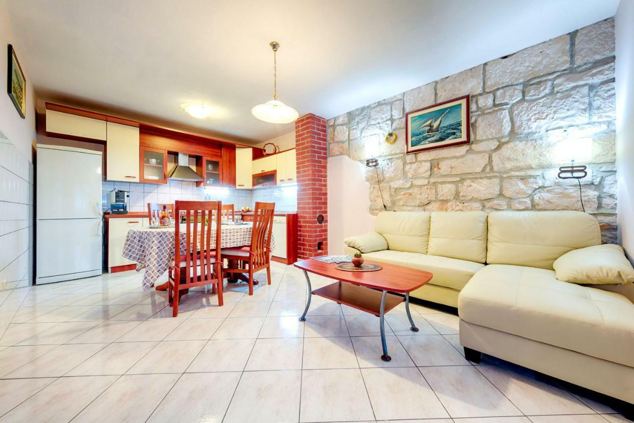 Apartments Dalmatino روكافاك المظهر الخارجي الصورة